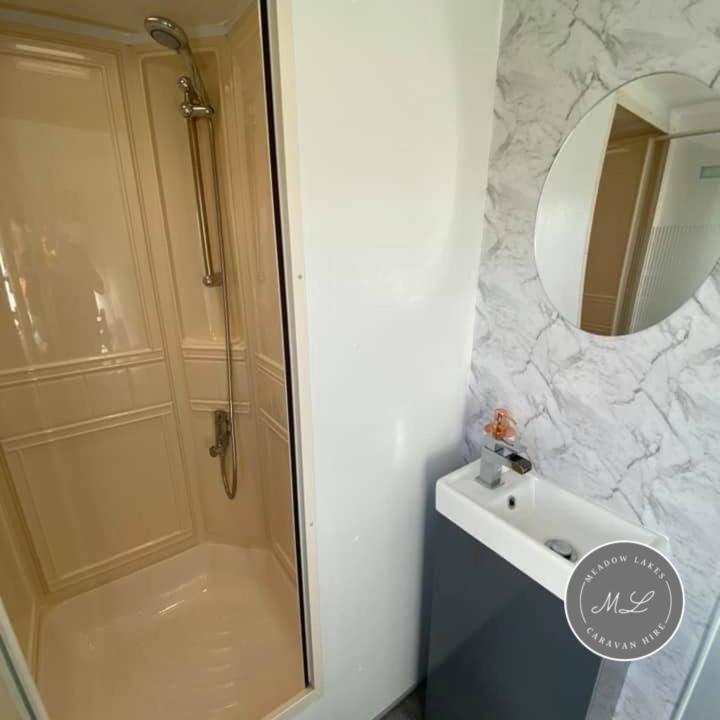 Golden Palm Resort - Meadow Lakes 22 - ML22 Skegness Exterior foto